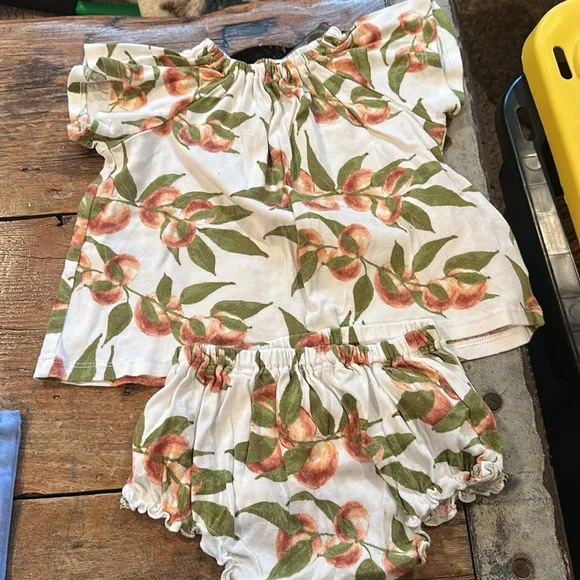 6-12M girl bundle w/Joules, Milk Barn & Tommy Bahama - Picture 2 of 5